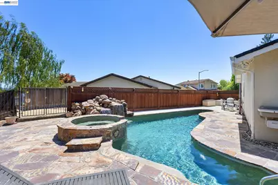 5736 Medallion Ct, Castro Valley, CA 94552 - Photo 58