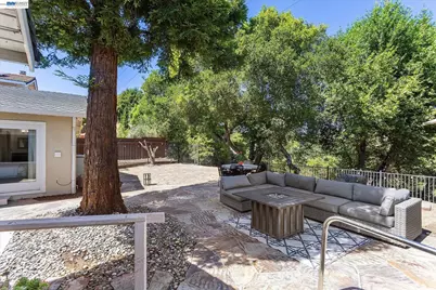 5736 Medallion Ct, Castro Valley, CA 94552 - Photo 68