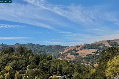 78 Muth Dr, Orinda, CA 94563 - Photo 4