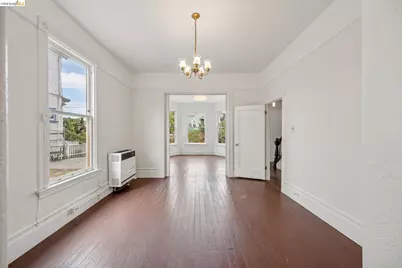 1025 55th St, Oakland, CA 94608 - Photo 14
