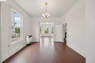 1025 55th St, Oakland, CA 94608 - Photo 14