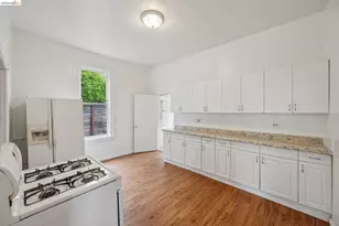 1025 55th St, Oakland, CA 94608 - Photo 16