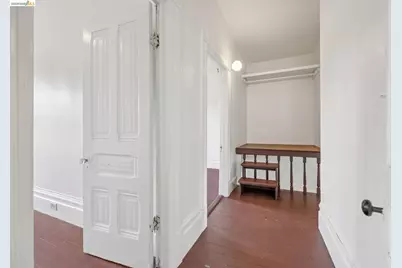 1025 55th St, Oakland, CA 94608 - Photo 28