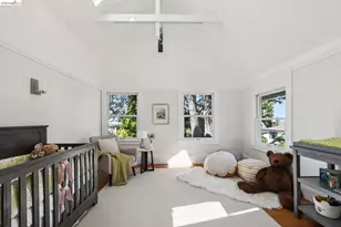 6115 Ocean View Dr, Oakland, CA 94618 - Photo 34