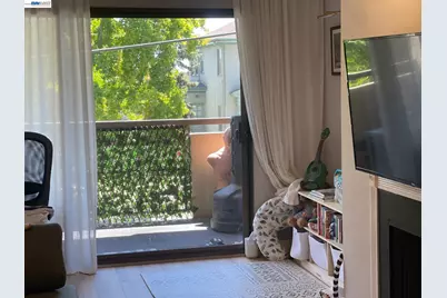303 Adams St #109, Oakland, CA 94610 - Photo 6