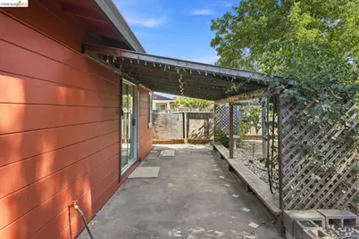 68 Water St, Bay Point, CA 94565 - Photo 30