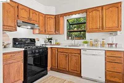 68 Water St, Bay Point, CA 94565 - Photo 14