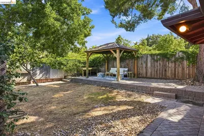 68 Water St, Bay Point, CA 94565 - Photo 32