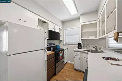 1002 Warren St, Martinez, CA 94553 - Photo 12