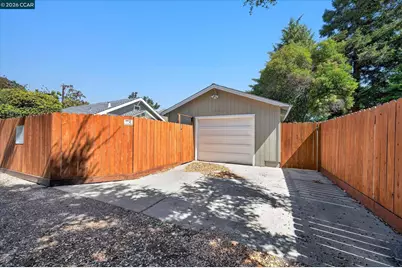 1002 Warren St, Martinez, CA 94553 - Photo 28