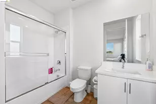 2388 Stanford St, Alameda, CA 94501 - Photo 26