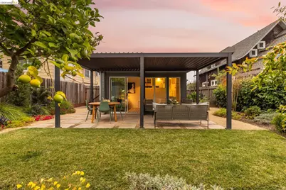 452 44th St, Oakland, CA 94609 - Photo 80