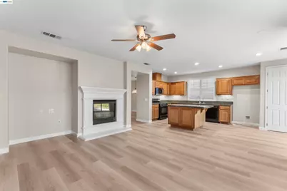 2652 Crescent Way, Discovery Bay, CA 94505 - Photo 10