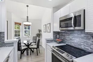 8040 Mountain View Dr, Pleasanton, CA 94588 - Photo 12