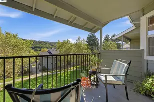 8040 Mountain View Dr, Pleasanton, CA 94588 - Photo 22