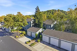 8040 Mountain View Dr, Pleasanton, CA 94588 - Photo 24