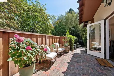 1100 Tevlin St, Albany, CA 94706 - Photo 44