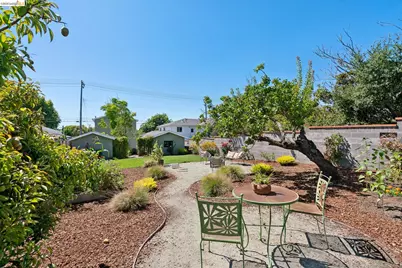 1304 Norvell St, El Cerrito, CA 94530 - Photo 36
