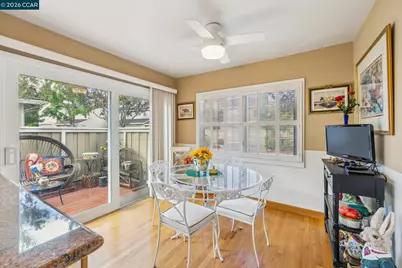 1652 Siskiyou Dr, Walnut Creek, CA 94598 - Photo 16