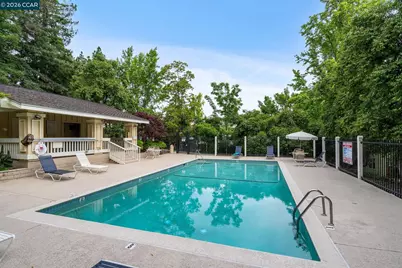 1652 Siskiyou Dr, Walnut Creek, CA 94598 - Photo 34