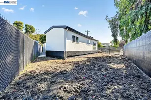 605 Tyler St, Oakland, CA 94603 - Photo 26