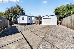 605 Tyler St, Oakland, CA 94603 - Photo 4