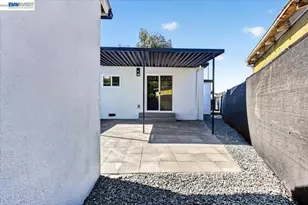 605 Tyler St, Oakland, CA 94603 - Photo 28