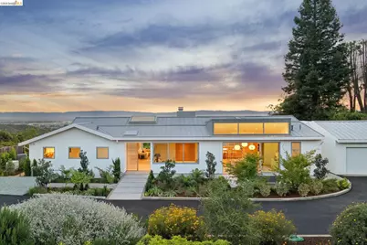 14001 Skyline Blvd, Oakland, CA 94619 - Photo 2