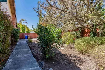 3299 Hermosa St, Pinole, CA 94564 - Photo 56
