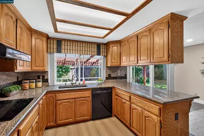 3299 Hermosa St, Pinole, CA 94564 - Photo 24