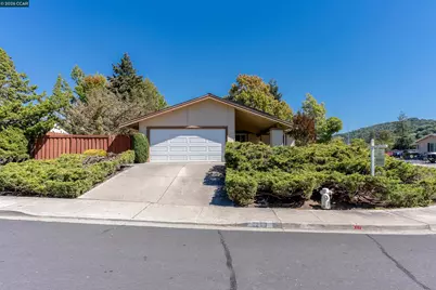 3299 Hermosa St, Pinole, CA 94564 - Photo 1