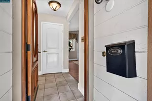 3299 Hermosa St, Pinole, CA 94564 - Photo 8