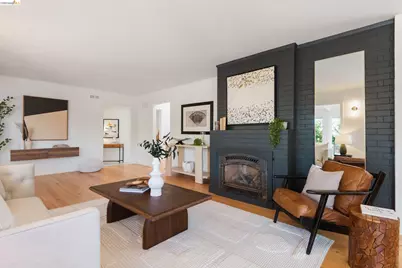 5800 Saint Paul Ct, Oakland, CA 94618 - Photo 12