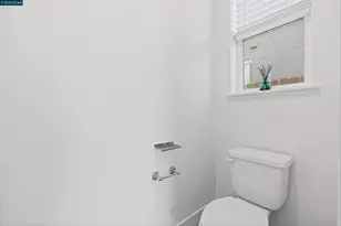 8300 Kevin Whiteley Dr, Elk Grove, CA 95757 - Photo 46