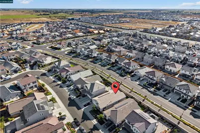 8300 Kevin Whiteley Dr, Elk Grove, CA 95757 - Photo 6