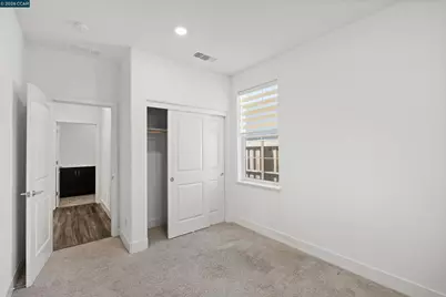 8300 Kevin Whiteley Dr, Elk Grove, CA 95757 - Photo 18