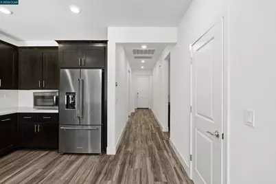 8300 Kevin Whiteley Dr, Elk Grove, CA 95757 - Photo 28