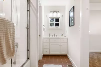 695 Florence, Oakland, CA 94618 - Photo 50