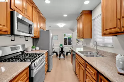 1585 Violet, Pleasant Hill, CA 94523 - Photo 20