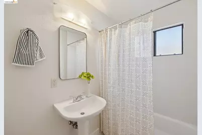1879 Tulare Ave, Richmond, CA 94805 - Photo 26