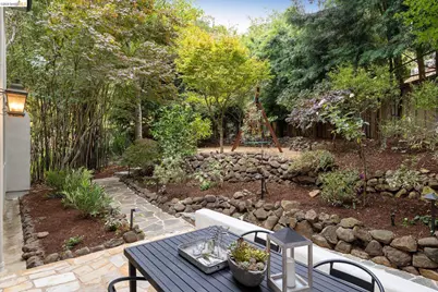 6228 Swainland Rd, Oakland, CA 94611 - Photo 32