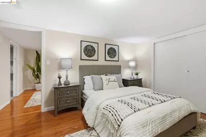 560 45th St, Oakland, CA 94609 - Photo 34