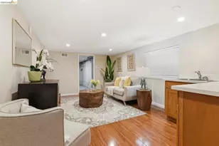 560 45th St, Oakland, CA 94609 - Photo 10