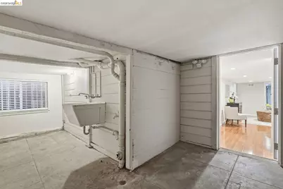 560 45th St, Oakland, CA 94609 - Photo 44