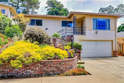6830 Del Monte Ave, Richmond, CA 94805 - Photo 1