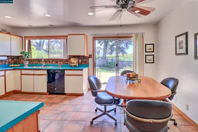 6830 Del Monte Ave, Richmond, CA 94805 - Photo 14