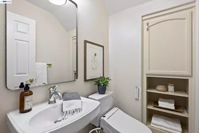 4252 Escudo Ct, Dublin, CA 94568 - Photo 18