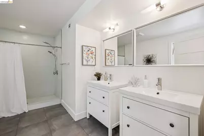 916 Arlington Ave, Oakland, CA 94608 - Photo 30