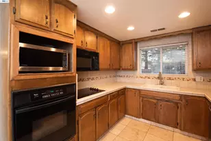 1336 Hidden Glen Dr, Modesto, CA 95355 - Photo 16