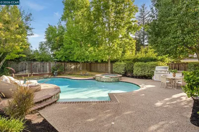 7 Eastward Ln, Danville, CA 94506 - Photo 36